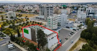 Gewerbefläche 2 028 m² in Strovolos, Zypern