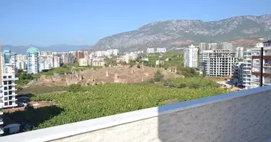 Penthouse 6 rooms in Alanya, Turkey