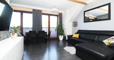 Appartement dans Raczna, Pologne