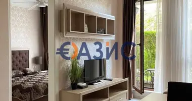 Квартира 2 комнаты в Несебр, Болгария