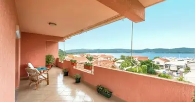Mieszkanie 2 pokoi w Tivat, Czarnogóra