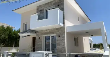 Casa de campo 3 habitaciones en Oroklini, Chipre