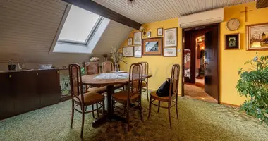 Apartamento 5 habitaciones en Zagreb, Croacia