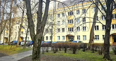 Квартира 3 комнаты в Варшава, Польша