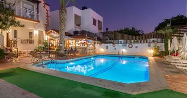 Hotel 1 000 m² in Provinz Chersonissos, Griechenland