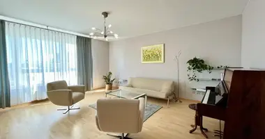 Nieruchomości komercyjne 65 m² w Warszawa, Polska