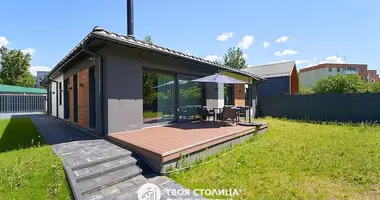 Дом 4 комнаты в Минск, Беларусь