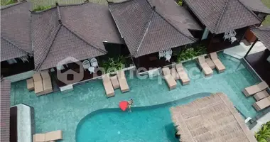 Peaceful Tropical Retreat Surrounded by Ubud’s Rice Terraces and Village Charm в Убуд, Индонезия