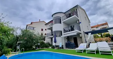 Maison 12 chambres dans Radici, Croatie