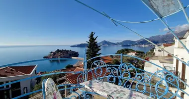 Dúplex 3 habitaciones en Budva, Montenegro