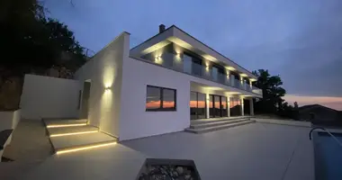 Villa 4 bedrooms in Grad Porec, Croatia
