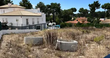 Terrain dans Almada, Portugal