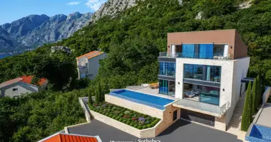 Villa in Dobrota, Montenegro