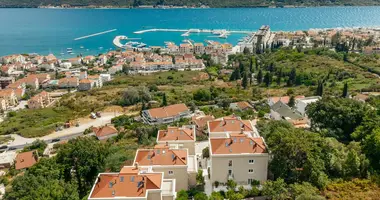 Apartamento 2 habitaciones en Herceg Novi, Montenegro