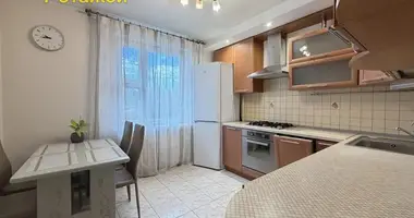 Apartamento 3 habitaciones en Minsk, Belarús