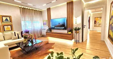 2 bedroom apartment in Tirana Municipality, Albania