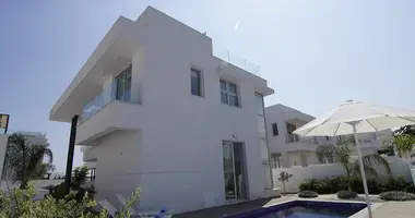 Villa 3 bedrooms in Paralimni, Cyprus
