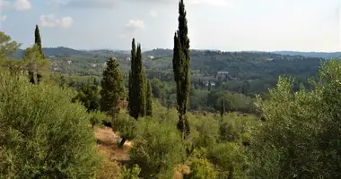Terrain dans Sinarádes, Grèce