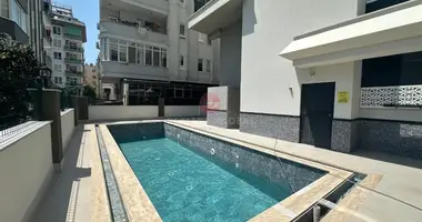 1 bedroom apartment in Mahmutlar, Turkey