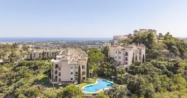 3 bedroom apartment in Benahavis, Spain
