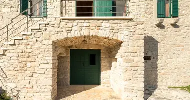 Casa 4 habitaciones en Necujam, Croacia