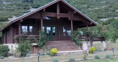 Willa w Distomo Arachova Antikyra Municipality, Grecja