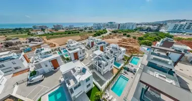 Villa 4 chambres dans Paralímni, Chypre