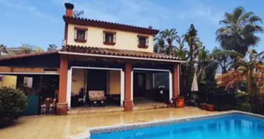 4 bedroom house in Malaga, Spain