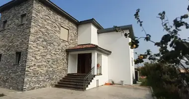 Villa 7 bedrooms in Girne Belediyesi, Northern Cyprus