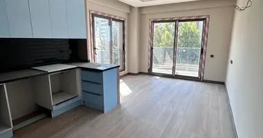Appartement 2 chambres dans Mezitli, Turquie