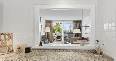 3 bedroom apartment in San Pedro Alcantara, Spain