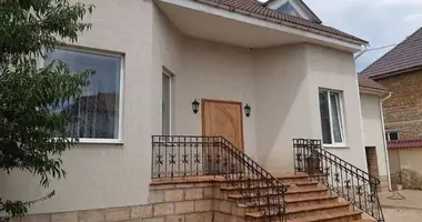 Дом 5 комнат в Авангард, Украина
