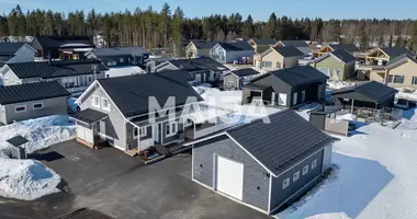 Haus 5 zimmer in Oulu sub region, Finnland
