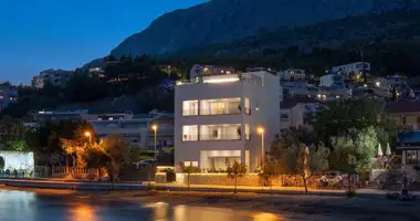 Casa 4 habitaciones en Opcina Podgora, Croacia