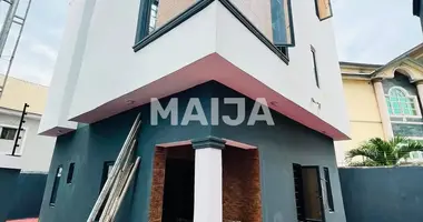 Дом в Икеджа, Нигерия