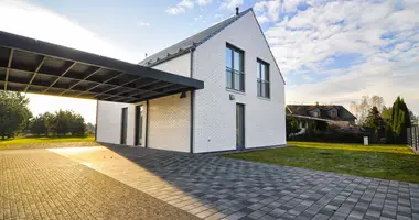 Maison 4 chambres dans Spunciems, Lettonie