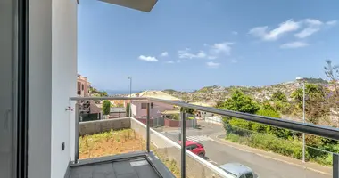 Dom 3 pokoi w Funchal, Portugalia