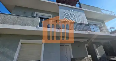 Wohnung 7 zimmer in Durrës, Albanien
