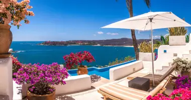 Villa 5 bedrooms in Santa Maria Huatulco, Mexico