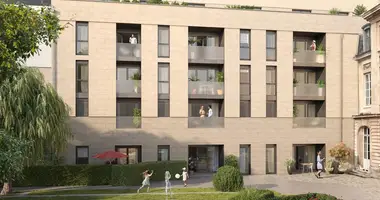 Appartement 4 chambres dans Reims, France