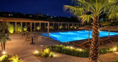 Hotel 2 243 m² in Neos Marmaras, Greece