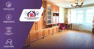 Apartamento 3 habitaciones en Lyuban, Belarús