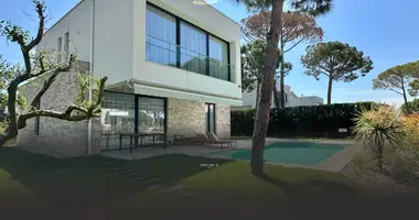 Дом 5 комнат в Ishem, Албания