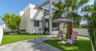 Reihenhaus in Abadin, Spanien