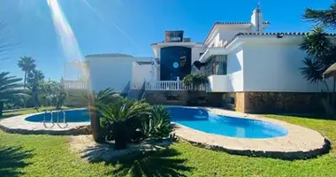 6 bedroom house in Dos Hermanas, Spain