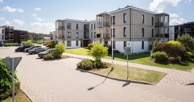 Wohnung 4 zimmer in Pinki, Lettland