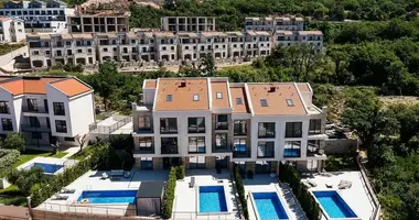 Casa 4 habitaciones en Katun Rezevici, Montenegro