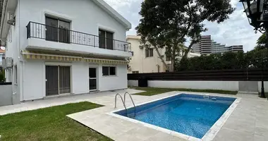 Casa 4 habitaciones en Koinoteta Mouttagiakas, Chipre