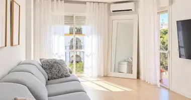 Apartamento 5 habitaciones en Dos Hermanas, Španjolska
