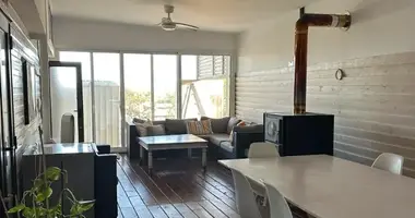 Dom 3 pokoi w Parekklisia, Cypr